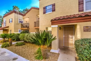 Photo #3: 2302695 Listing