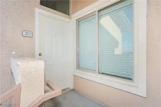 Photo #1: 2302699 Listing