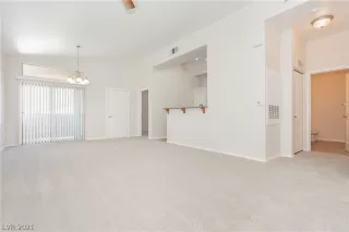 Photo #6: 2302699 Listing