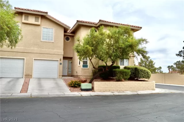 MLS: 2302757 Condo For Sale