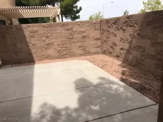 Photo #2: 2302808 Listing 