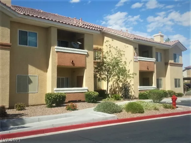 MLS: 2302866 Condo For Sale