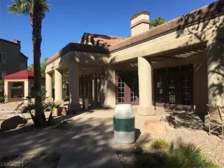 Photo #1: 2302882 Listing