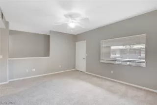 Photo #6: 2302885 Listing