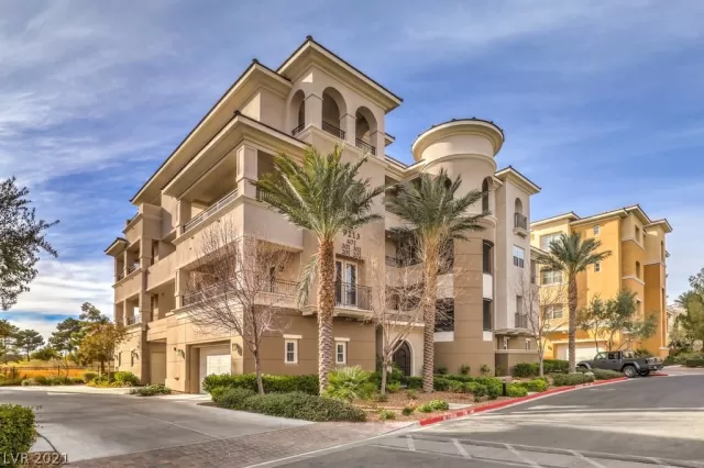 MLS: 2302917 Condo For Sale