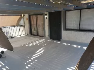 Photo #5: 2302926 Listing 