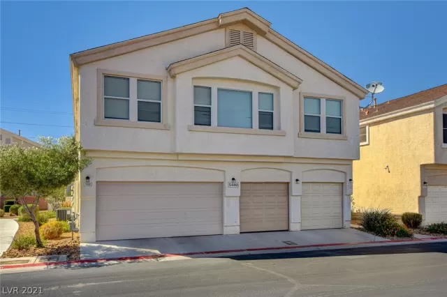 MLS: 2302958 Condo For Sale