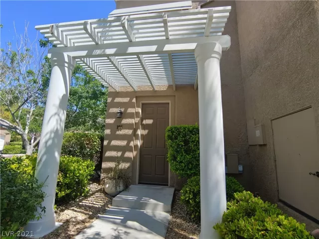 MLS: 2302961 Condo For Sale