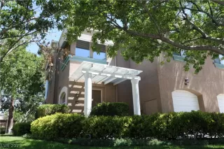 Photo #1: 2302961 Listing 