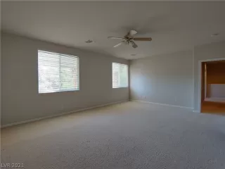 Photo #6: 2302961 Listing 