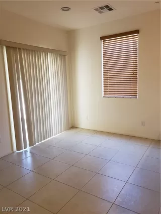 Photo #3: 2302963 Listing 