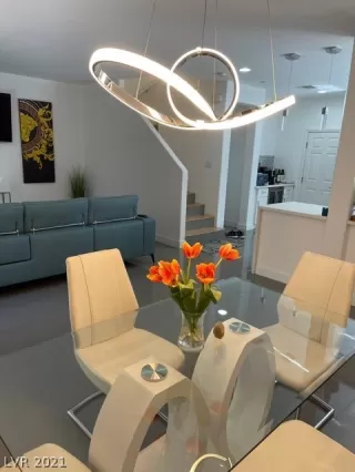 Photo #4: 2302999 Listing 