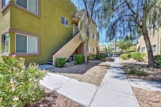 Photo #1: 2303001 Listing