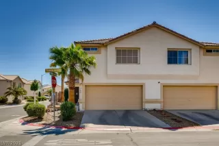 Photo #1: 2303083 Listing