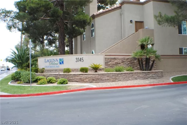 MLS: 2303110 Condo For Sale