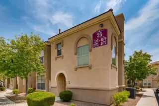 Photo #2: 2303115 Listing