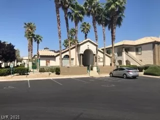 Photo #3: 2303142 Listing 