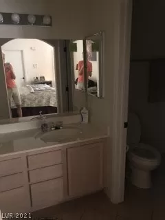 Photo #6: 2303142 Listing 