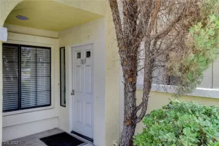 Photo #1: 2303146 Listing 