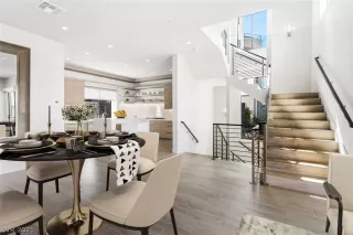 Photo #3: 2303159 Listing 