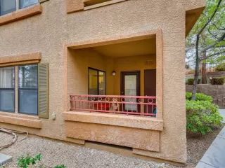 Photo #2: 2303245 Listing 