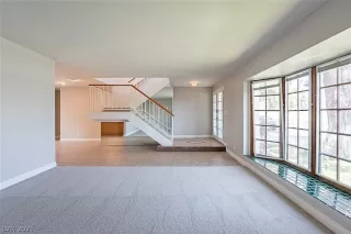 Photo #2: 2303248 Listing