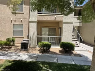 Photo #6: 2303284 Listing