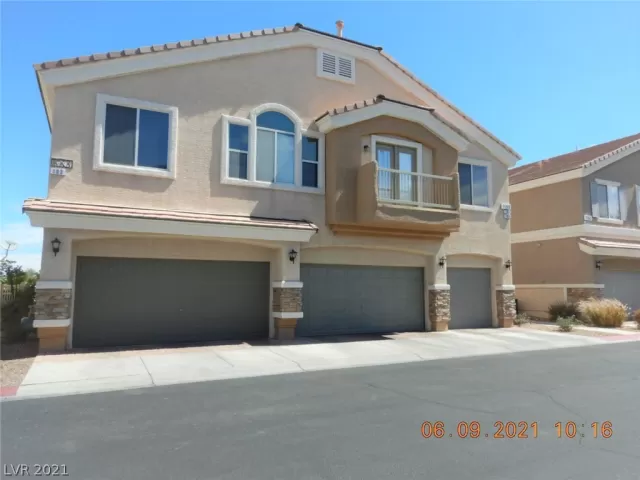 MLS: 2303300 Condo For Sale