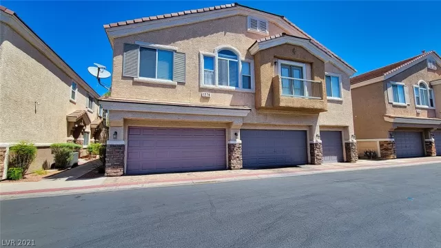 MLS: 2303314 Condo For Sale