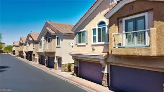 Photo #1: 2303314 Listing