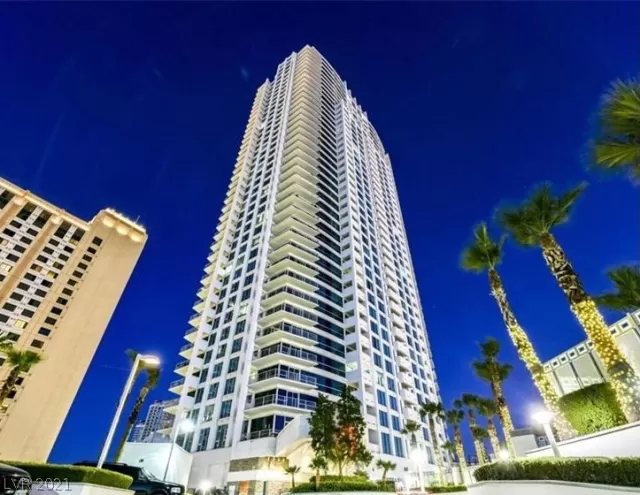 MLS: 2303351 Condo For Sale