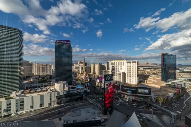 MLS: 2303409 Condo For Sale