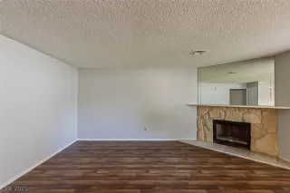 Photo #2: 2303480 Listing