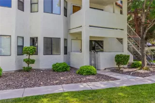 Photo #4: 2303480 Listing