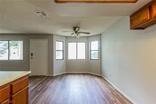 Photo #6: 2303480 Listing