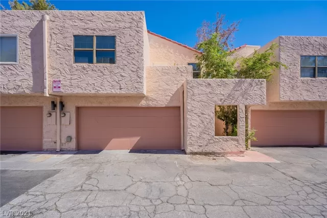 MLS: 2303500 Condo For Sale