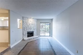 Photo #2: 2303500 Listing 