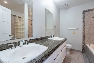 Photo #3: 2303500 Listing 