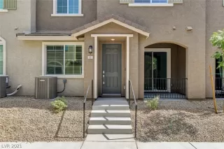 Photo #2: 2303594 Listing 