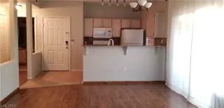 Photo #6: 2303604 Listing 