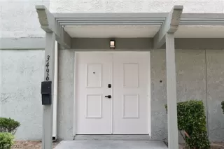 Photo #2: 2303634 Listing