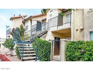 Photo #1: 2303687 Listing