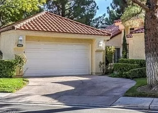 MLS: 2303692 Condo For Sale