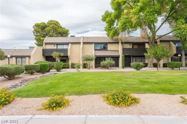 MLS: 2303732 Condo For Sale