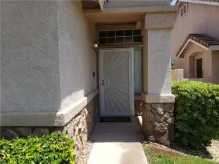 Photo #2: 2303937 Listing 