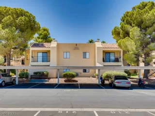 Photo #1: 2303956 Listing 