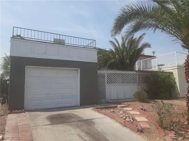 MLS: 2303963 Condo For Sale