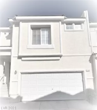 Photo #2: 2303984 Listing