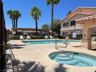 Photo #1: 2304038 Listing 