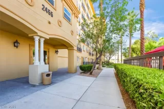 Photo #3: 2304109 Listing